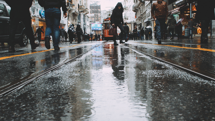 Apa Itu Petrichor? Rahasia Aroma Setelah Hujan dan Efeknya