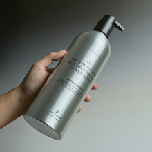 Load image into Gallery viewer, BODY OF HUMANS Luxury Body Wash O 500 ml